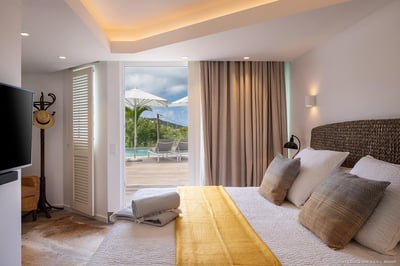 Luxury Villa Photo #45