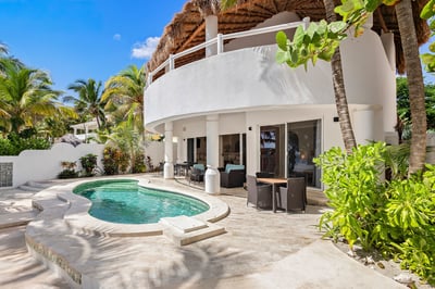Luxury Villa Photo #13
