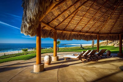 Luxury Villa Photo #7