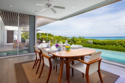 Luxury Villa Photo #19