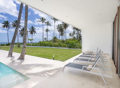 Luxury Villa Photo #9