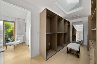 Luxury Villa Photo #27