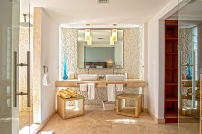 Luxury Villa Photo #21