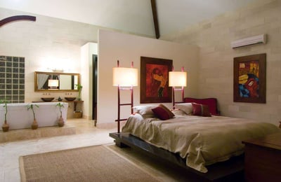Luxury Villa Photo #11