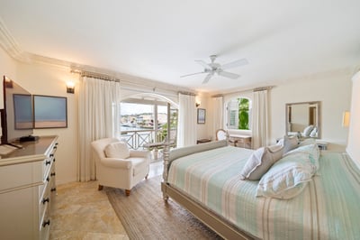 Luxury Villa Photo #14