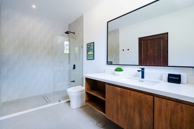 Luxury Villa Photo #26