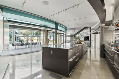 Luxury Villa Photo #14