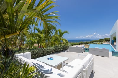 Luxury Villa Photo #13