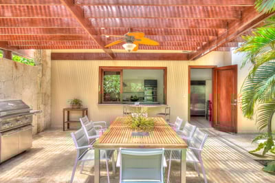 Luxury Villa Photo #16