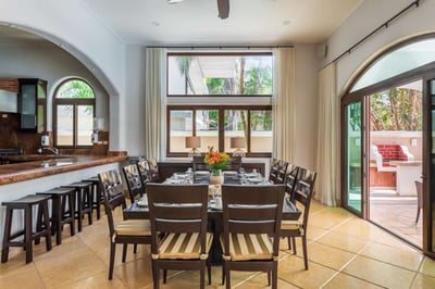 Luxury Villa Photo #43