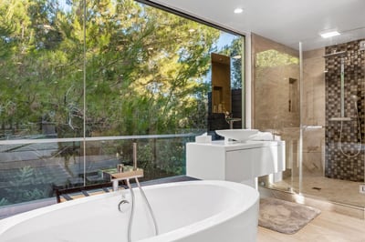 Luxury Villa Photo #32