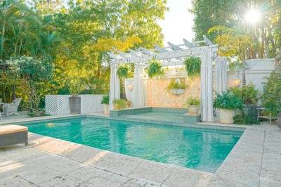 Luxury Villa Photo #3