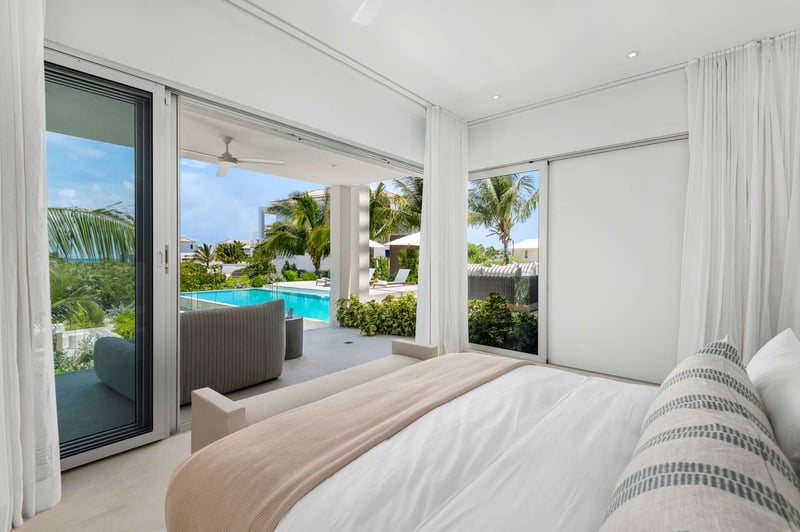 Beach Enclave Grace Bay 5 BDM Ocean View Villa