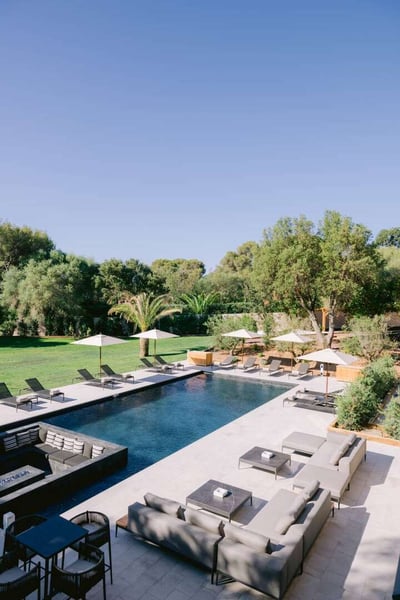 Luxury Villa Photo #3