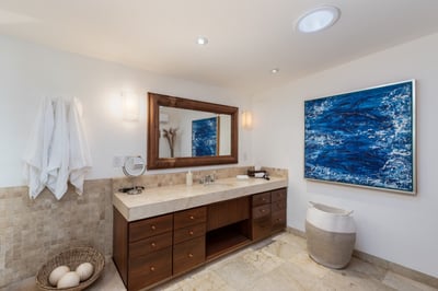 Luxury Villa Photo #50