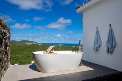 Luxury Villa Photo #31