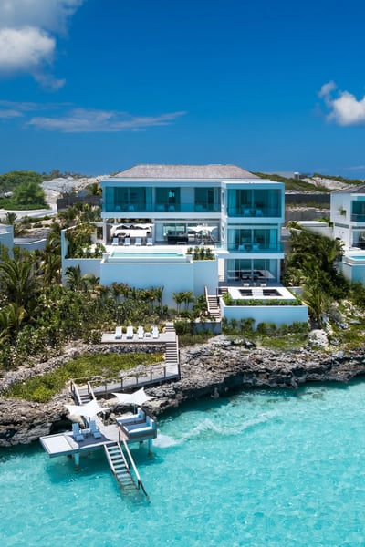 Luxury Villa Photo #4