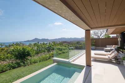 Luxury Villa Photo #6