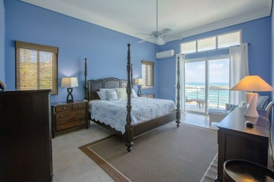 Luxury Villa Photo #14