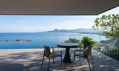 Luxury Villa Photo #25