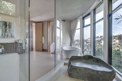 Luxury Villa Photo #35