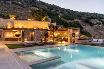 Luxury Villa Photo #13