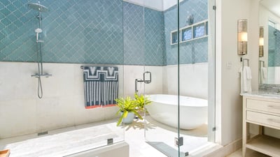 Luxury Villa Photo #40