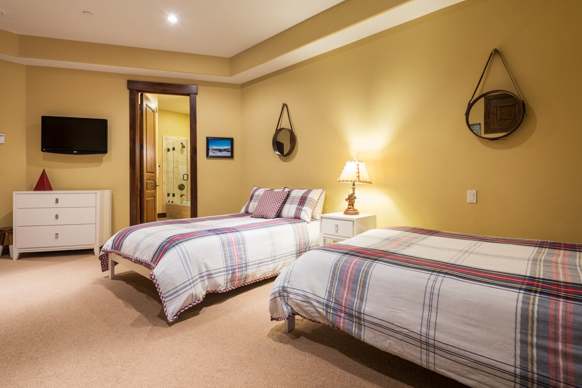 Silver Star 4 BDM Cottage with Spa