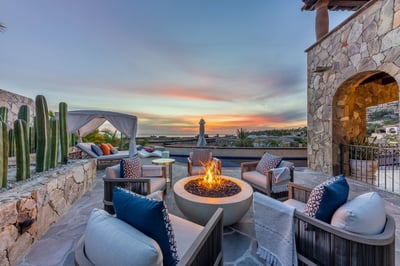 Luxury Villa Photo #11