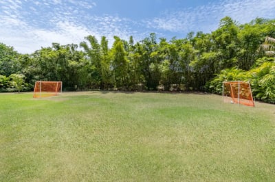 Luxury Villa Photo #12
