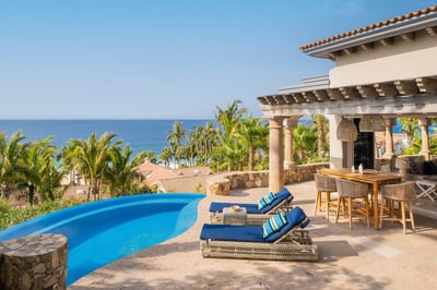 Luxury Villa Photo #5