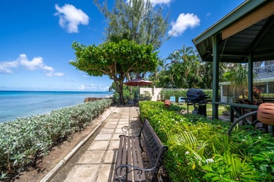 Luxury Villa Photo #4
