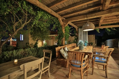 Luxury Villa Photo #17