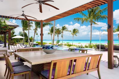 Luxury Villa Photo #8