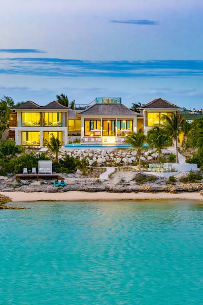Luxury Villa Photo #5
