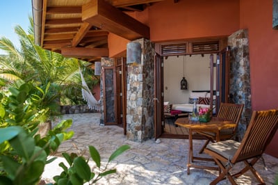 Luxury Villa Photo #30