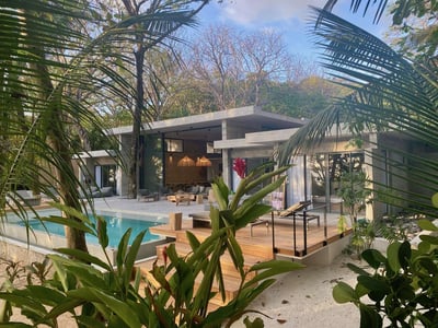 Luxury Villa Photo #2