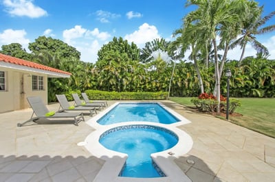 Luxury Villa Photo #5