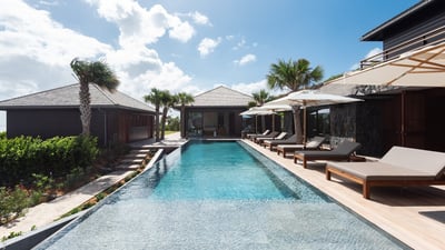 Luxury Villa Photo #9