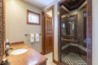 Luxury Villa Photo #32
