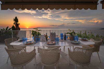 Luxury Villa Photo #12