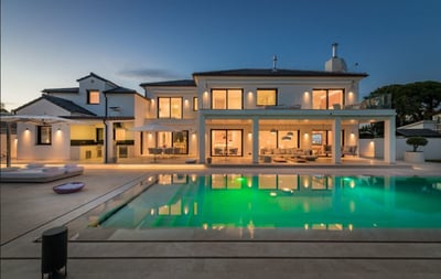 Luxury Villa Photo #2