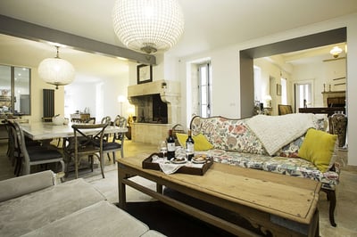 Luxury Villa Photo #6