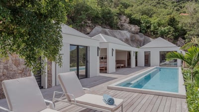 Luxury Villa Photo #3
