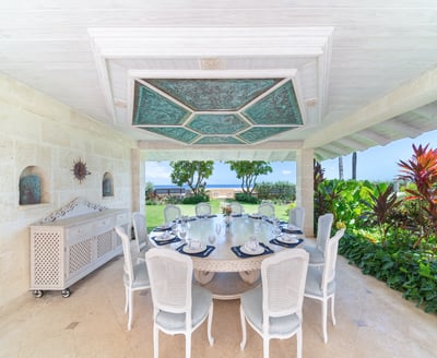 Luxury Villa Photo #7