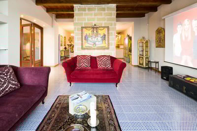 Luxury Villa Photo #19