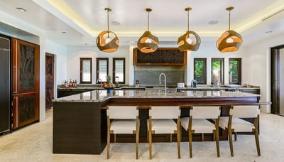 Luxury Villa Photo #23