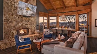 Glacier Lodge West - great room