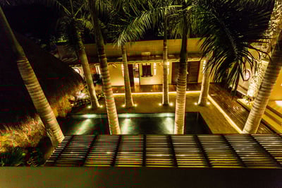 Luxury Villa Photo #14