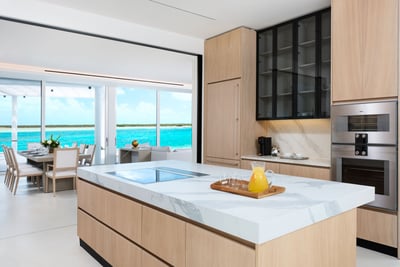 Luxury Villa Photo #43